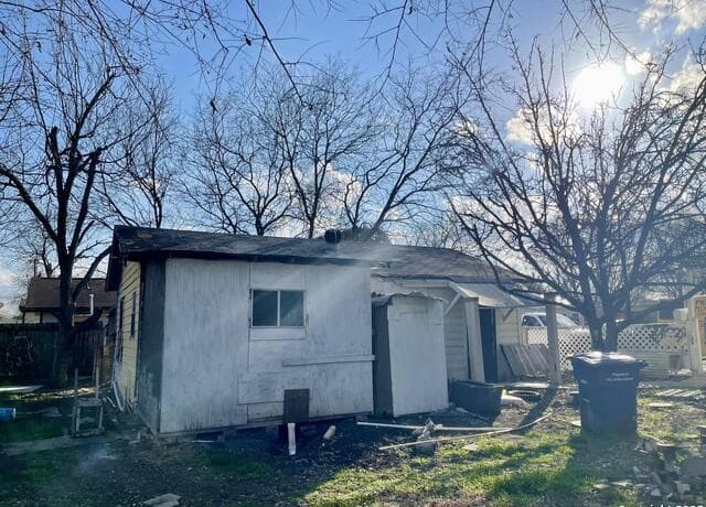 1-bedroom rental at 4114 Aganier in San Antonio, TX — photo 2