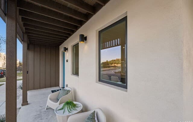 3-bedroom rental at 502 McMonigal in San Antonio, TX — photo 3