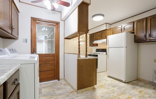Home for sale at 230 Ravenhill in San Antonio, TX — photo 5