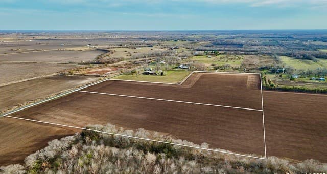 rental at TBD (1) County Road 5702 in Natalia, TX — photo 1