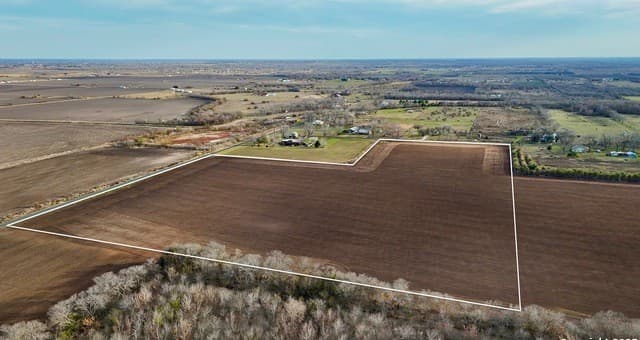 rental at TBD County Road 5715 in Natalia, TX — photo 4
