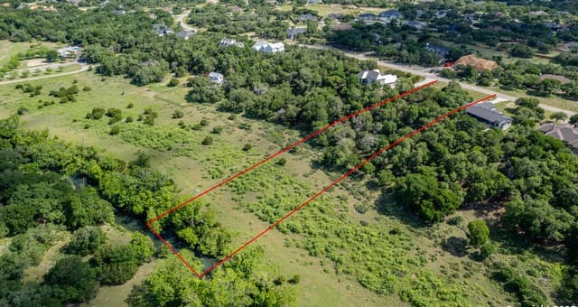 rental at 423 Rittimann in Spring Branch, TX — photo 1