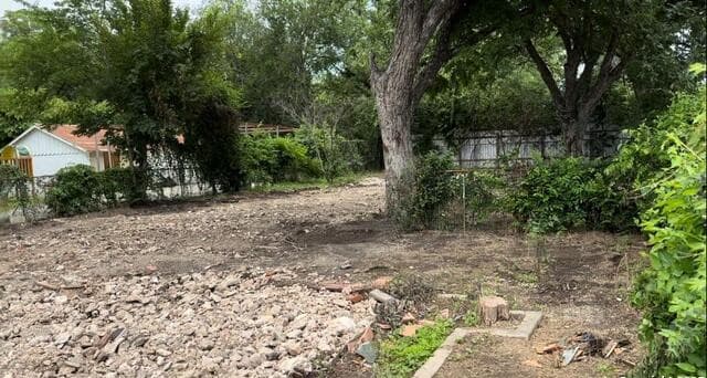 Home for sale at 2001 Iowa in San Antonio, TX — photo 2