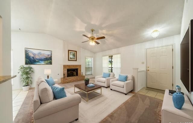 3-bedroom rental at 12138 W Lemon Blossom in San Antonio, TX — photo 3