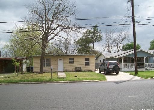 Home for sale at 306 Formosa in San Antonio, TX — photo 3