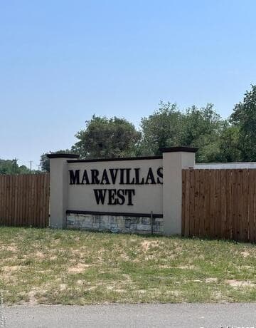 5-bedroom rental at 108 River Run in Poteet, TX — photo 4