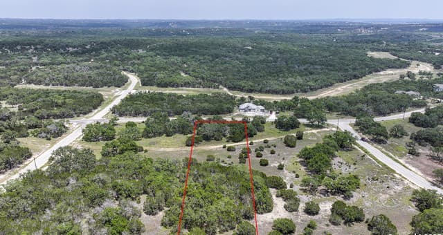 rental at 314 Serenity Pass in Spring Branch, TX — photo 2