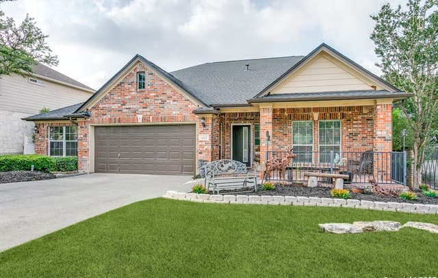 3-bedroom rental at 1002 Alpine Pond in San Antonio, TX — photo 1