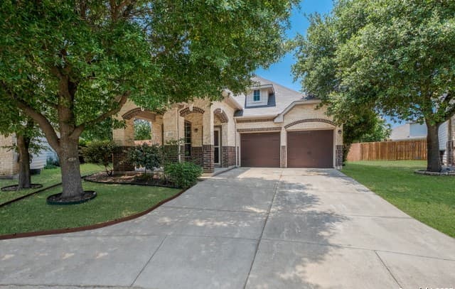 3-bedroom rental at 12027 Mill Village in San Antonio, TX — photo 2