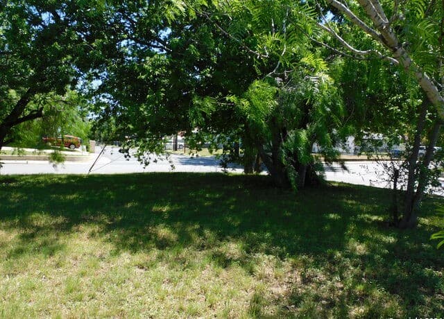 rental at 3827 Bay in San Antonio, TX — photo 3