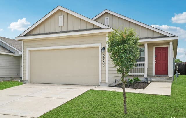 4-bedroom rental at 6530 Augustus Magee in San Antonio, TX — photo 1
