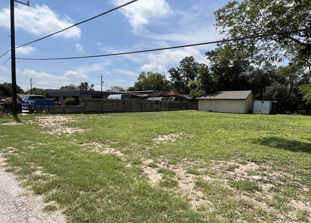 rental at 170 Mary Helen Dr. in San Antonio, TX — photo 3