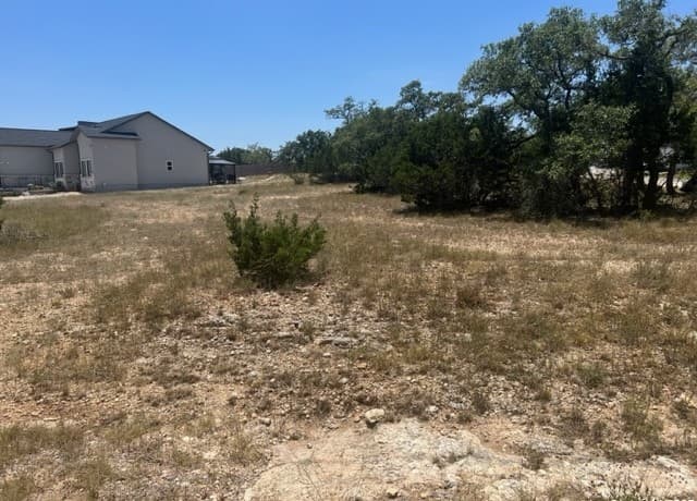 rental at 118 S Calvin Barrett in Blanco, TX — photo 2