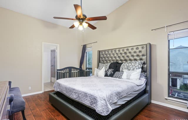 2-bedroom rental at 7738 Chambers Rd Unit 1203 in San Antonio, TX — photo 3