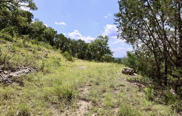 rental at 25207 Rocky Hill in San Antonio, TX — photo 4