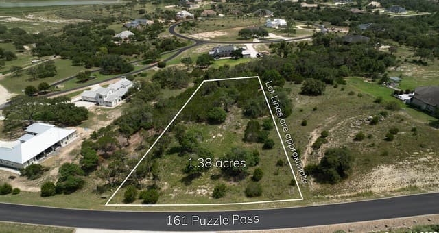 rental at 161 Puzzle Pass in Spring Branch, TX — photo 2