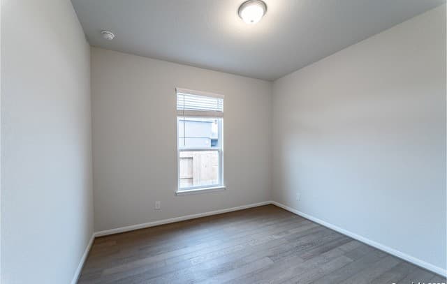 3-bedroom rental at 4910 Midland Drive in Schertz, TX — photo 4
