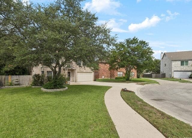 3-bedroom rental at 2921 Mulberry in Schertz, TX — photo 4