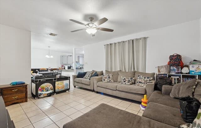 2-bedroom rental at 6839 Neston Dr in San Antonio, TX — photo 4