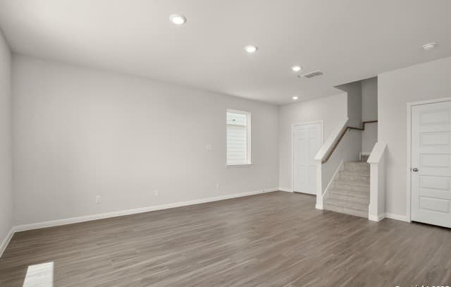 4-bedroom rental at 13632 Helton Pass in St Hedwig, TX — photo 5
