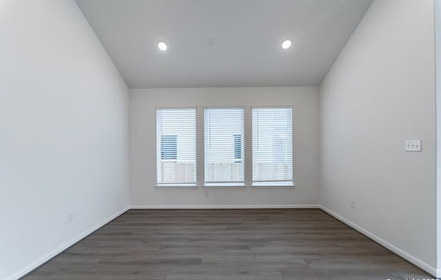 3-bedroom rental at 162 Ednie Ln in Mico, TX — photo 2