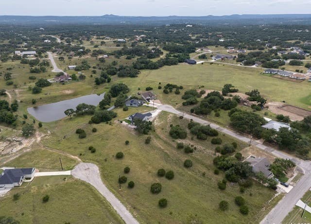 rental at 102 Serapia Garza in Blanco, TX — photo 2