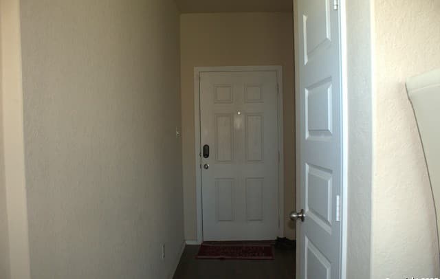 3-bedroom rental at 10505 Green Lake in San Antonio, TX — photo 4