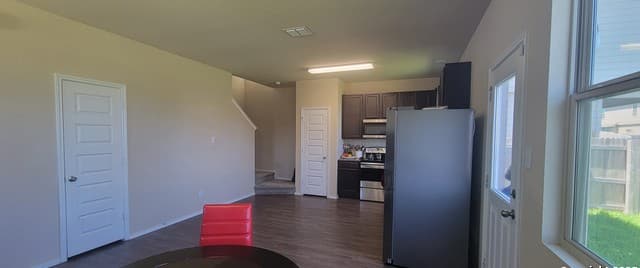 3-bedroom rental at 10505 Green Lake in San Antonio, TX — photo 5