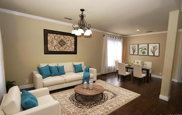 4-bedroom rental at 4922 Rosemoss in San Antonio, TX — photo 2