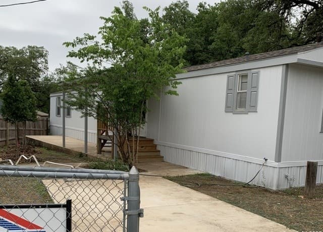 rental at 25211 Aue in San Antonio, TX — photo 1