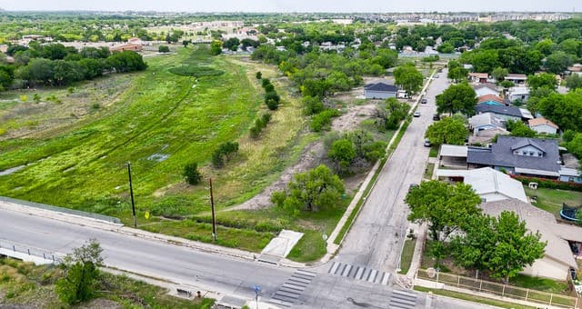 rental at TBD Rain Dance in San Antonio, TX — photo 2