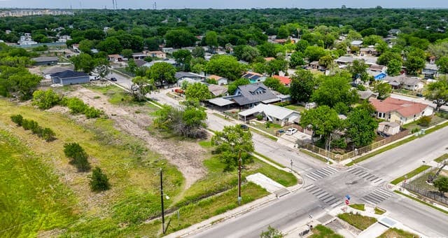 rental at TBD Rain Dance in San Antonio, TX — photo 4
