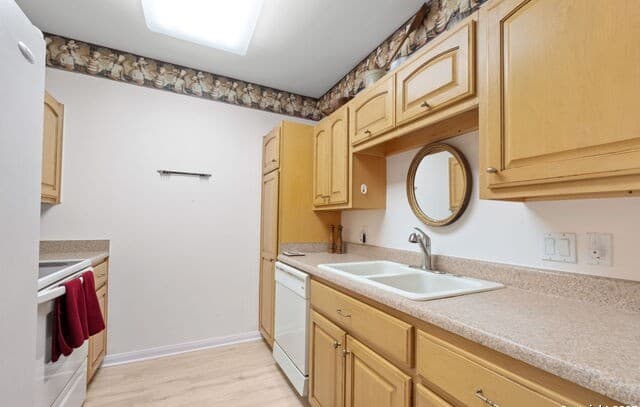 2-bedroom rental at 1 Towers Park Ln Unit 2207 in San Antonio, TX — photo 5