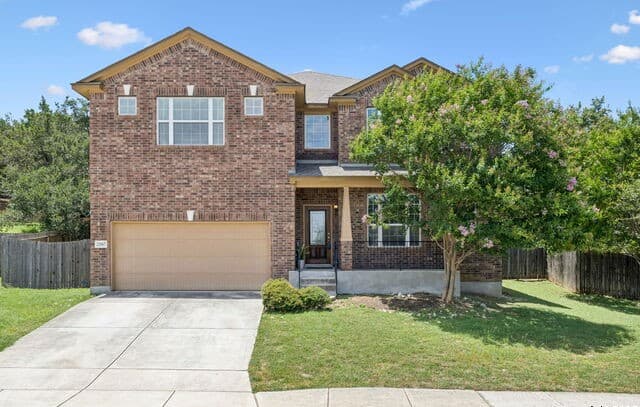 5-bedroom rental at 23567 Seven Winds in San Antonio, TX — photo 1