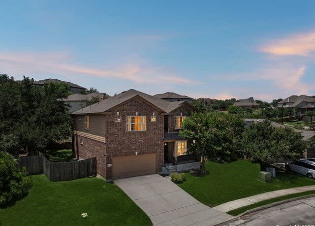 5-bedroom rental at 23567 Seven Winds in San Antonio, TX — photo 3