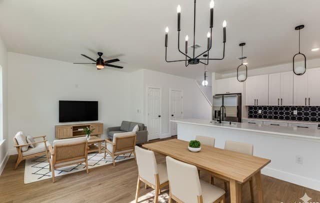 3-bedroom rental at 207 Gravel St Unit 101 in San Antonio, TX — photo 1