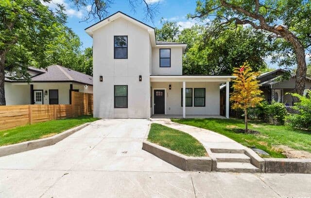 3-bedroom rental at 237 Carle Ave in San Antonio, TX — photo 2
