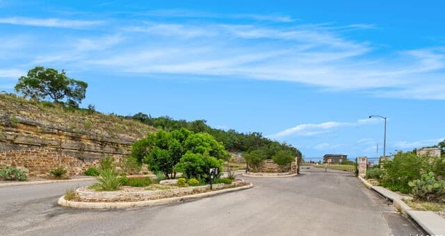 rental at 8602 San Fidel Way in San Antonio, TX — photo 1