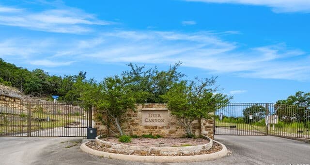 rental at 8602 San Fidel Way in San Antonio, TX — photo 2