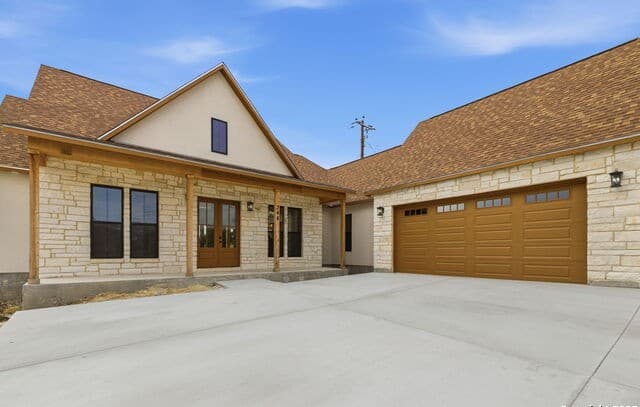 3-bedroom rental at 518 Park in Bandera, TX — photo 4