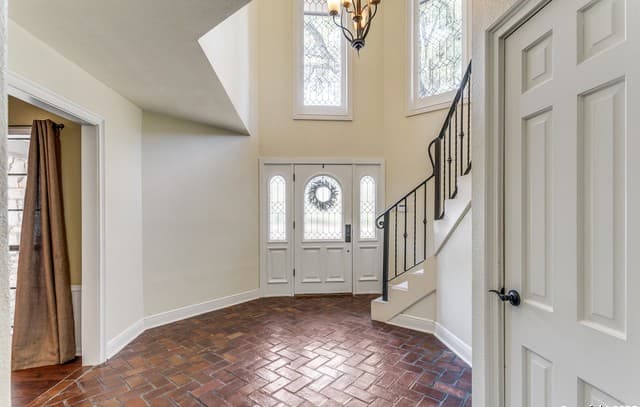 3-bedroom rental at 714 Blakeley in San Antonio, TX — photo 4