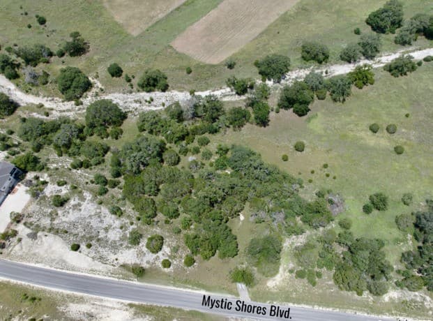 rental at 701 Mystic Shores Blvd in Spring Branch, TX — photo 3