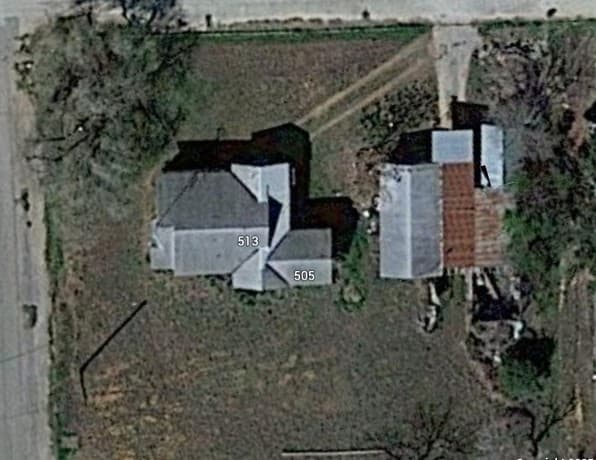 3-bedroom rental at 505 Rio Grande in Pearsall, TX — photo 4