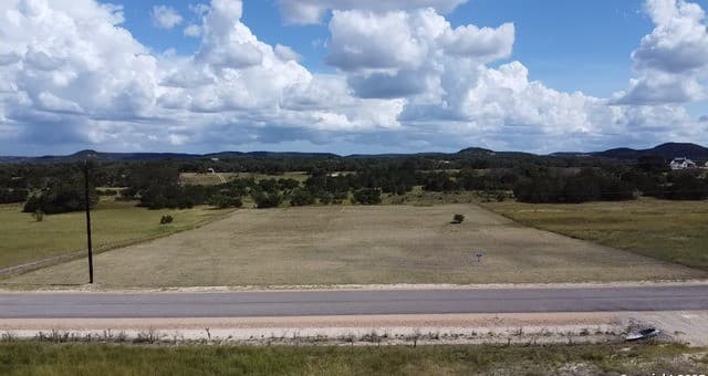 Home for sale at LOT 17 Camp Creek Dr in Bandera, TX — photo 5