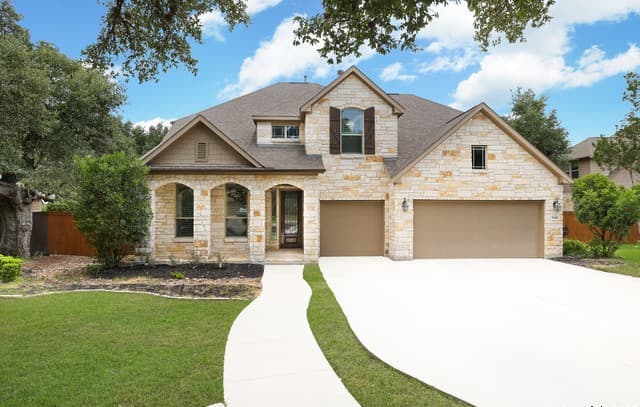 5-bedroom rental at 9610 Ninas ct in San Antonio, TX — photo 4