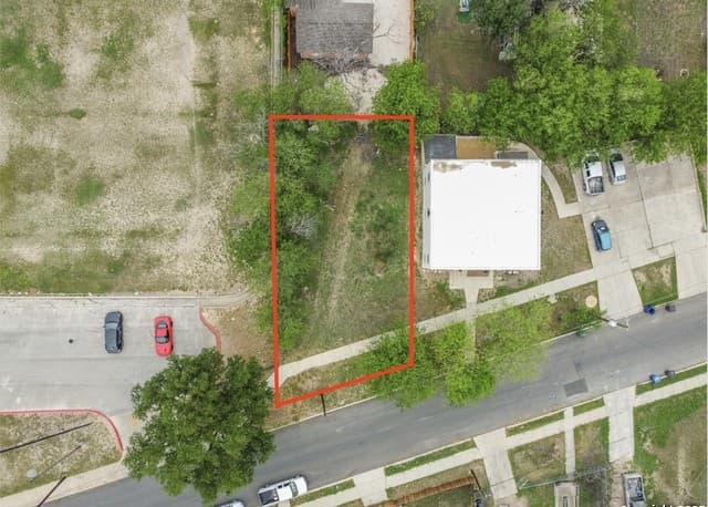 rental at 746 Aransas in San Antonio, TX — photo 1