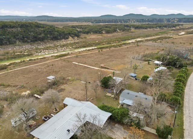 2-bedroom rental at TBD Branding Iron in Bandera, TX — photo 1