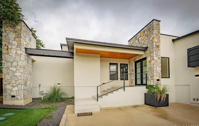 4-bedroom rental at 603 Spacious Sky in San Antonio, TX — photo 3
