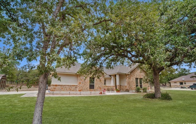 Home for sale at 205 Sendera Crossing (1.4 Acres) in La Vernia, TX — photo 1