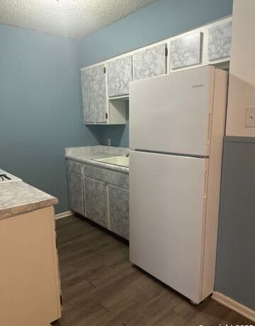 1-bedroom rental at 2129 Pat Booker Unit 16 in Universal City, TX — photo 2
